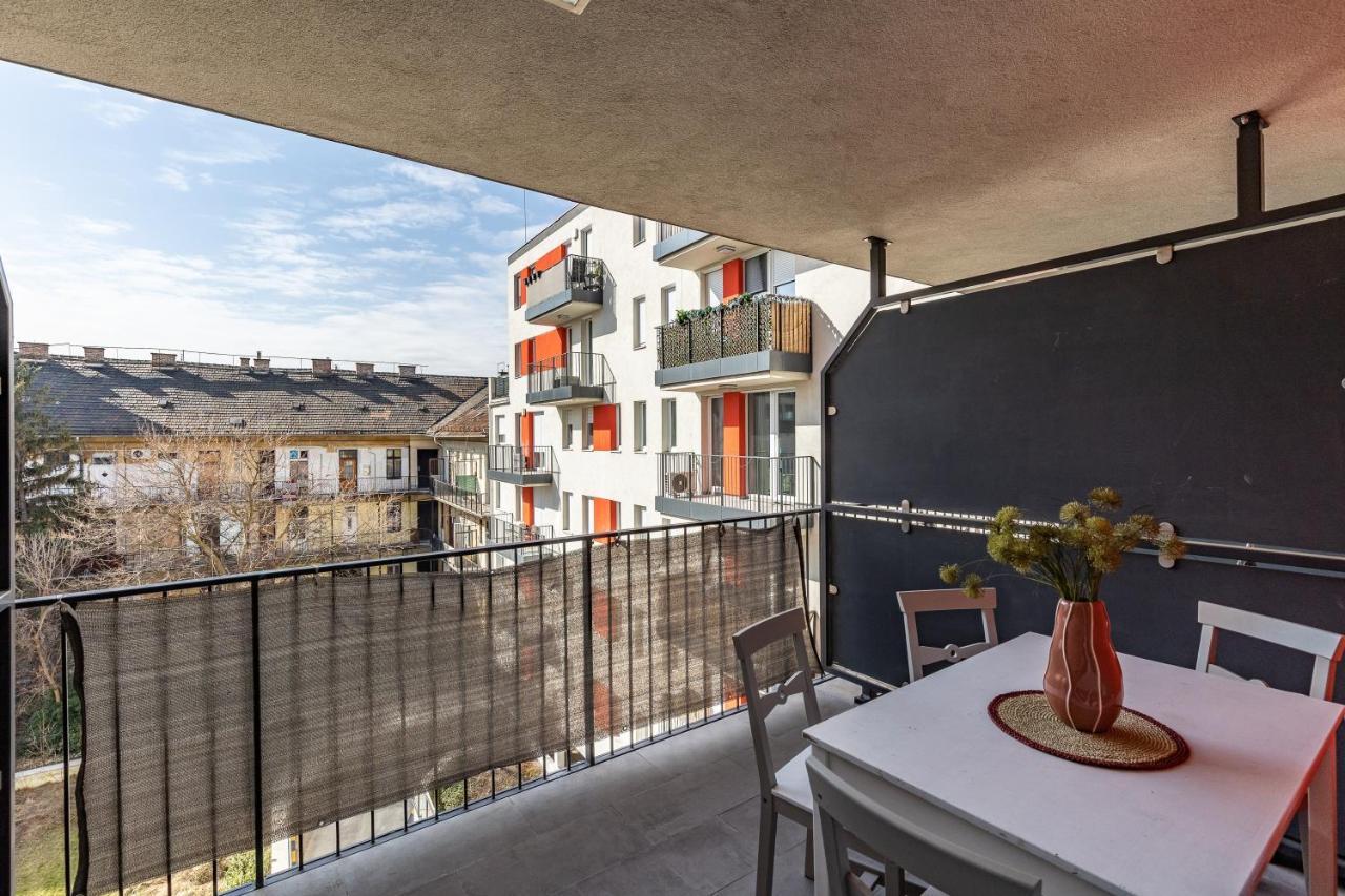All You Need In Bp - Garage, Terraces, Aircon Budapest Exterior foto